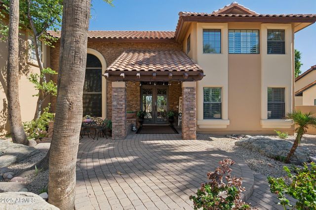 11621 S BLACKFOOT Drive, Phoenix, AZ 85044