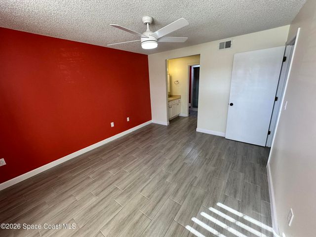 4740 Lake Waterford Way 3-112, Melbourne, FL 32901