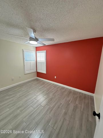 4740 Lake Waterford Way 3-112, Melbourne, FL 32901