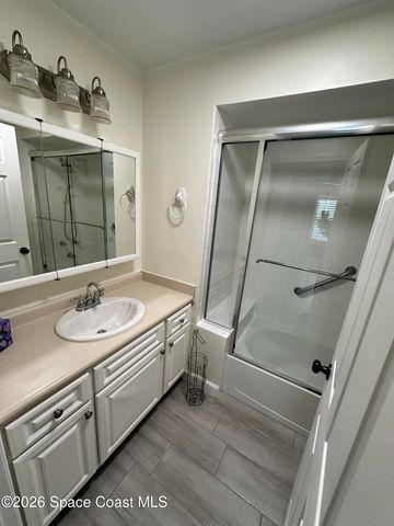 4740 Lake Waterford Way 3-112, Melbourne, FL 32901