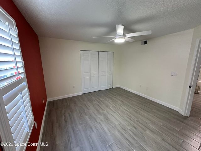 4740 Lake Waterford Way 3-112, Melbourne, FL 32901