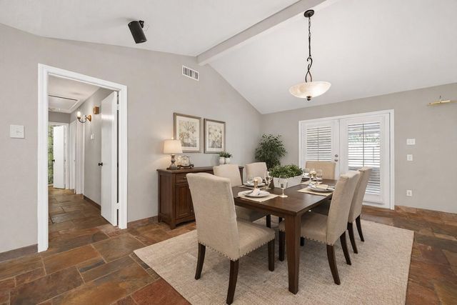 1142 Pinecroft Drive, Sugar Land, TX 77498