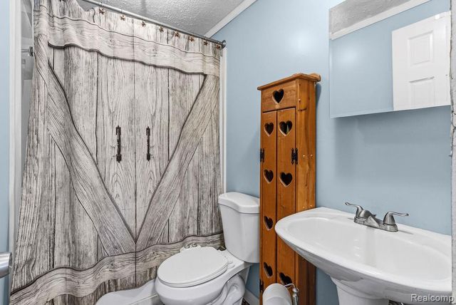 8311 State Road, Shiawassee Township, MI 48414