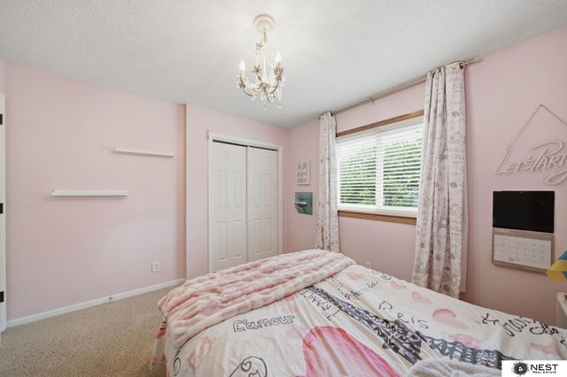 6561 S 32Nd Street, Lincoln, NE 68516
