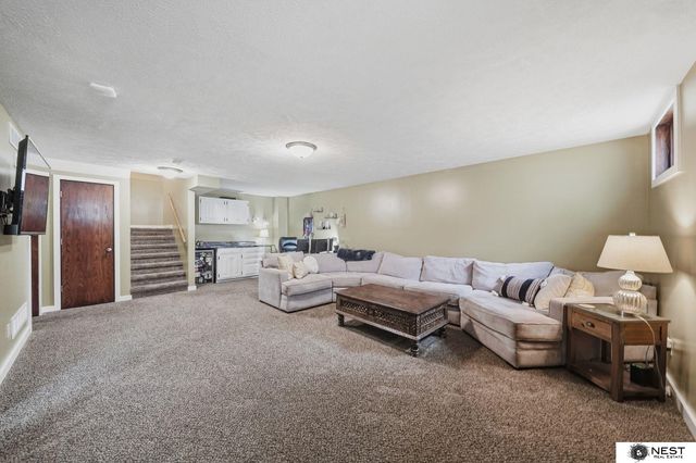 6561 S 32Nd Street, Lincoln, NE 68516