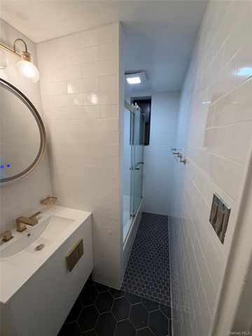 22-27 76 Street B2, East Elmhurst, NY 11370