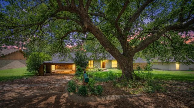 1006 Rikkity Lane, Mt Pleasant, TX 75455