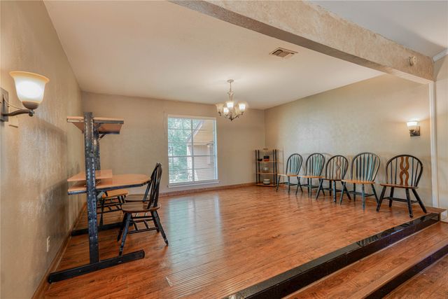 1006 Rikkity Lane, Mt Pleasant, TX 75455