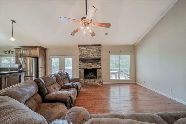 1006 Rikkity Lane, Mt Pleasant, TX 75455