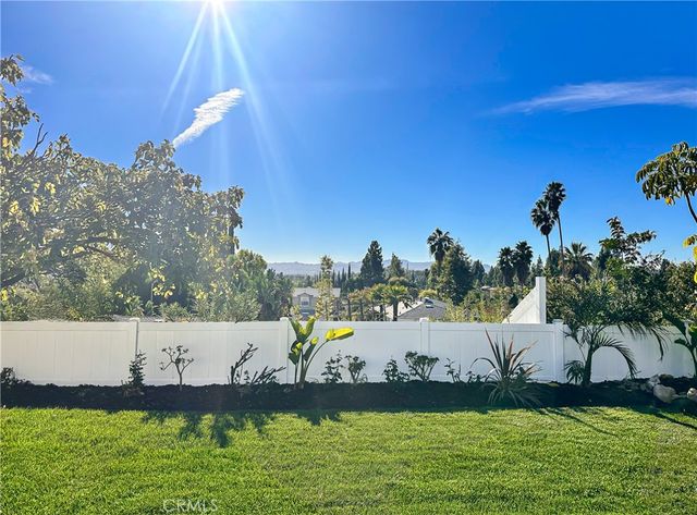 23248 Community Street, West Hills, CA 91304