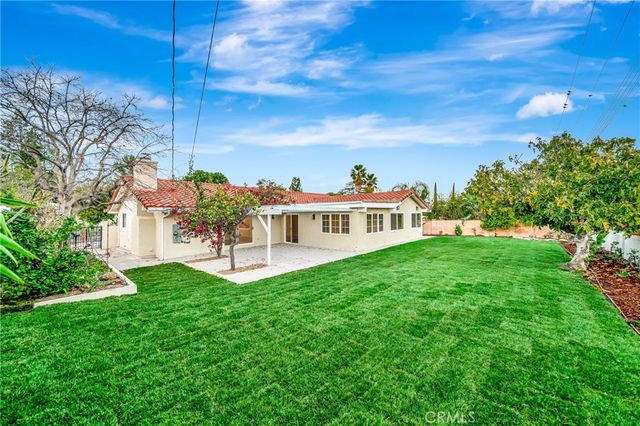 23248 Community Street, West Hills, CA 91304