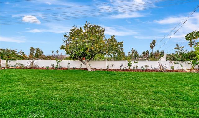 23248 Community Street, West Hills, CA 91304