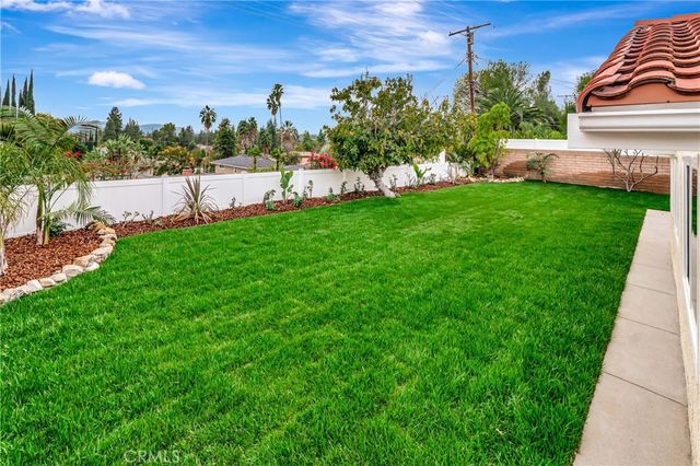 23248 Community Street, West Hills, CA 91304