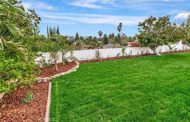 23248 Community Street, West Hills, CA 91304