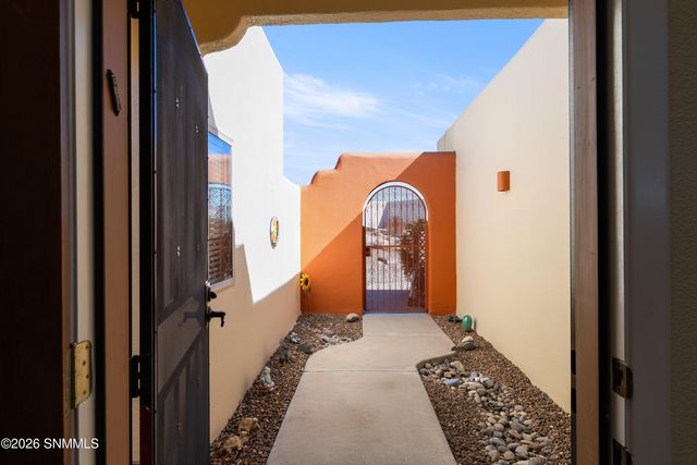 6925 Camino Nuevo Mejico, Las Cruces, NM 88007