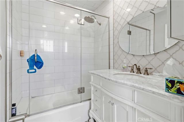 10457 Variel Avenue, Chatsworth, CA 91311