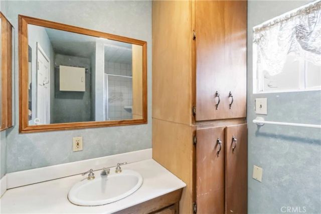 10457 Variel Avenue, Chatsworth, CA 91311