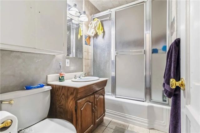 10457 Variel Avenue, Chatsworth, CA 91311