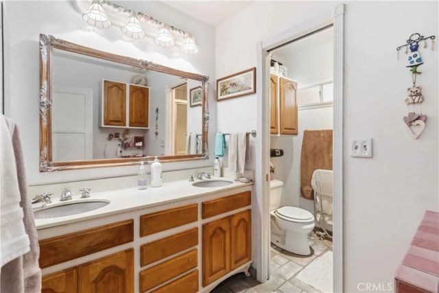 10457 Variel Avenue, Chatsworth, CA 91311