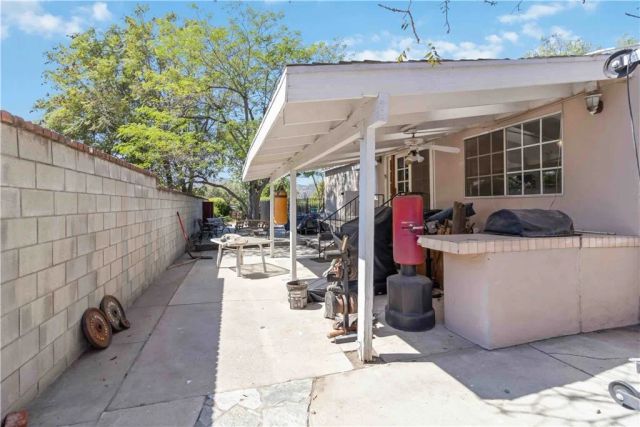 10457 Variel Avenue, Chatsworth, CA 91311