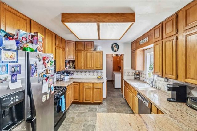 10457 Variel Avenue, Chatsworth, CA 91311