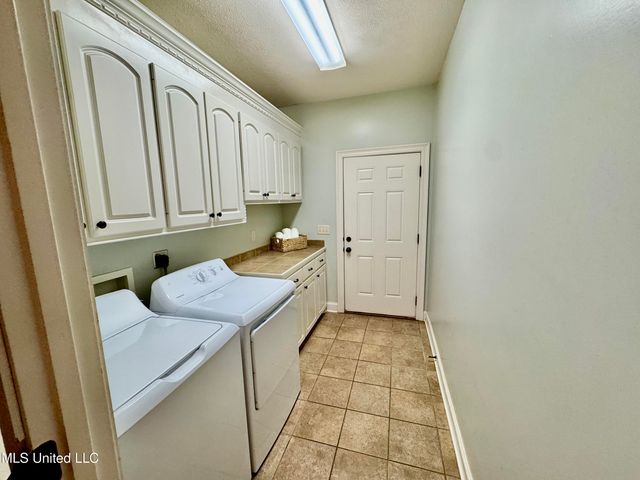 508 Oakleigh Place, Brandon, MS 39047