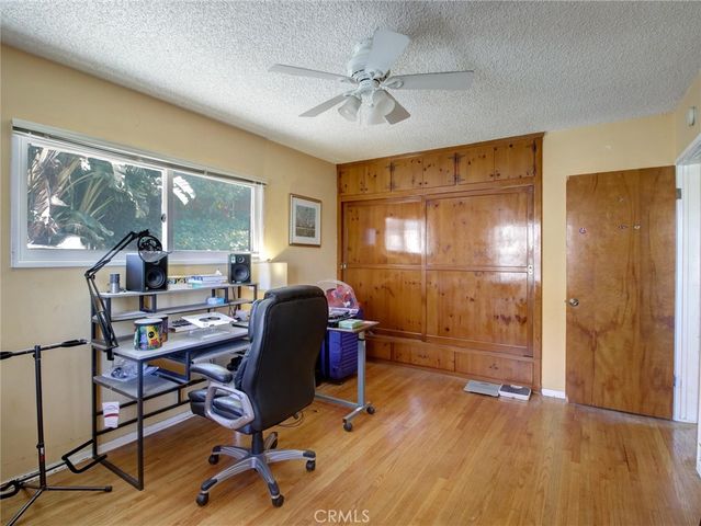 5390 Stillwater Drive, Los Angeles, CA 90008