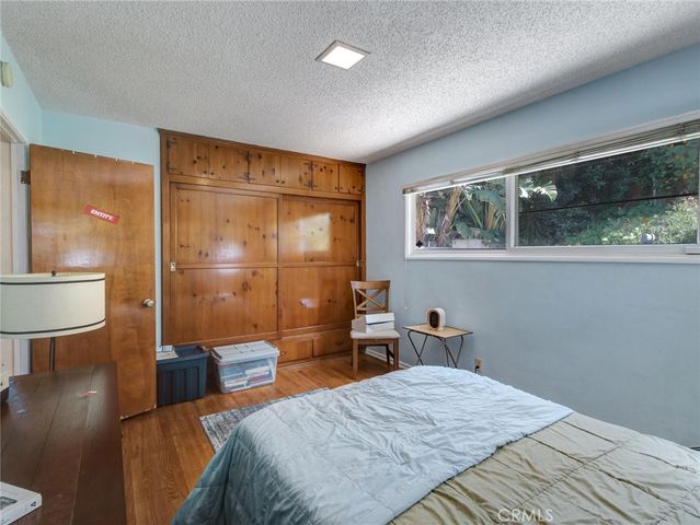5390 Stillwater Drive, Los Angeles, CA 90008