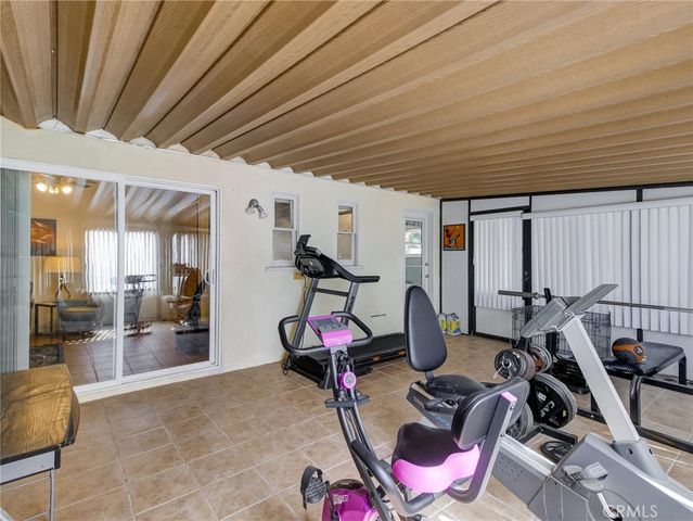 5390 Stillwater Drive, Los Angeles, CA 90008