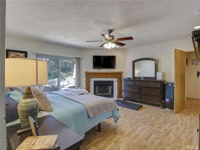 5390 Stillwater Drive, Los Angeles, CA 90008