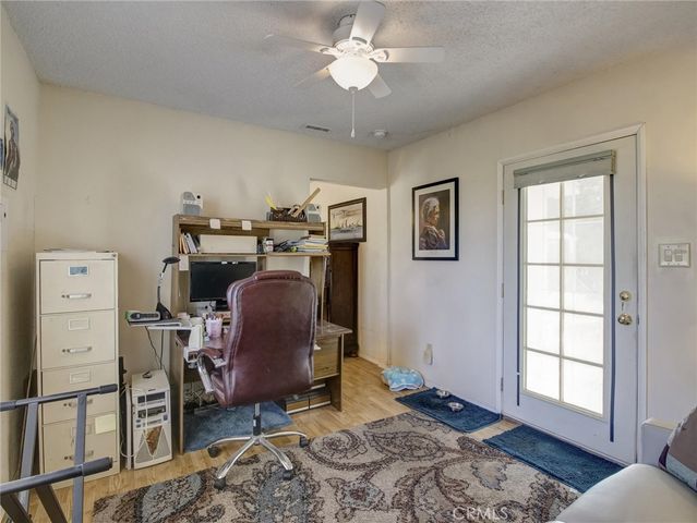 5390 Stillwater Drive, Los Angeles, CA 90008