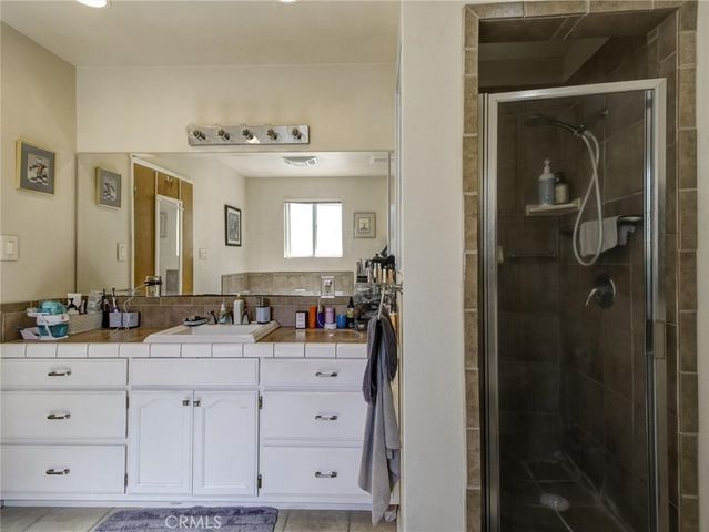 5390 Stillwater Drive, Los Angeles, CA 90008