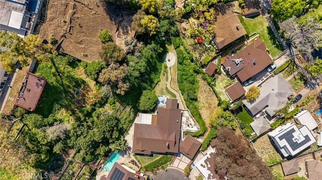 5390 Stillwater Drive, Los Angeles, CA 90008
