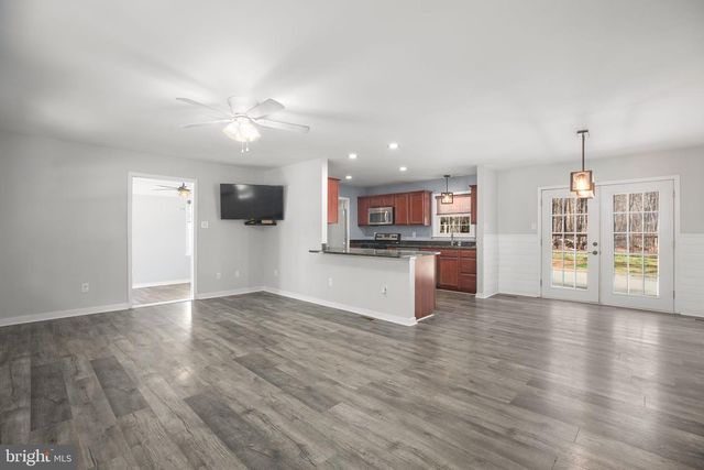 107 WINEWOOD DR, Locust Grove, VA 22508