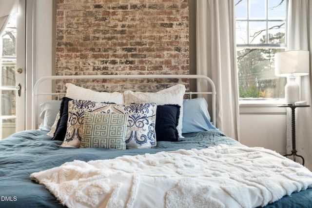 816 Nc Highway 751, Apex, NC 27523