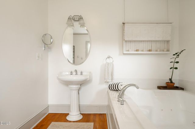 816 Nc Highway 751, Apex, NC 27523