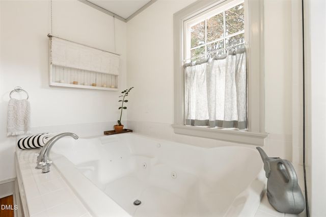 816 Nc Highway 751, Apex, NC 27523