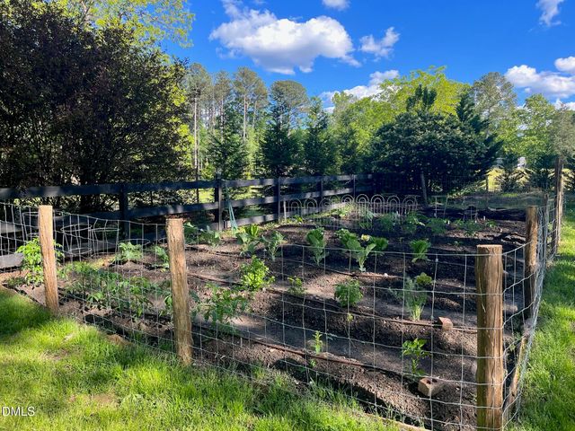 816 Nc Highway 751, Apex, NC 27523