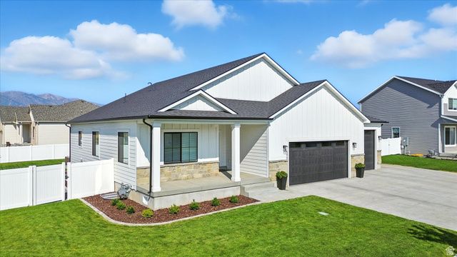 590 S 400 E, Hyrum, UT 84319