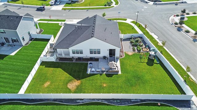 590 S 400 E, Hyrum, UT 84319