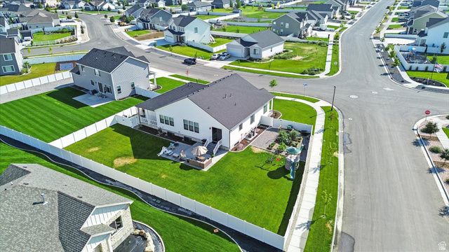 590 S 400 E, Hyrum, UT 84319