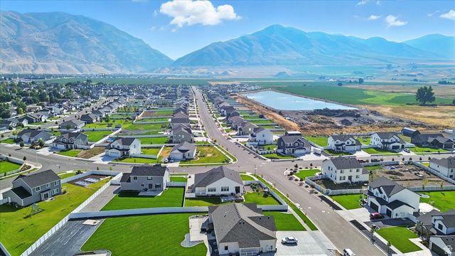 590 S 400 E, Hyrum, UT 84319