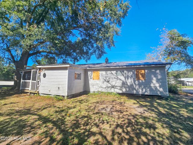 214 James Arthur Avenue, New Bern, NC 28560