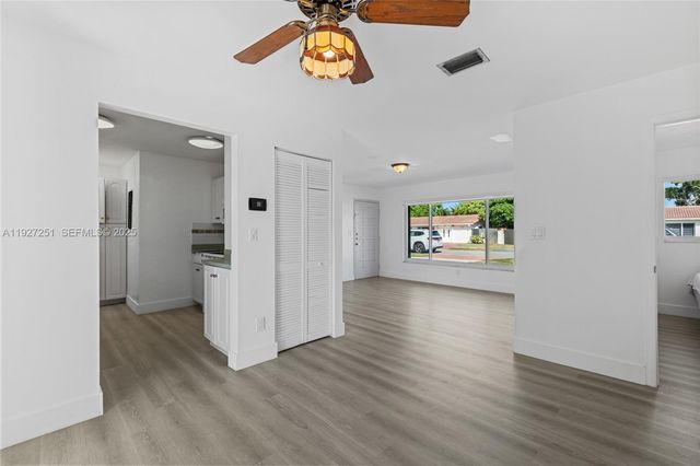 9864 SW 26th Ter, Miami, FL 33165