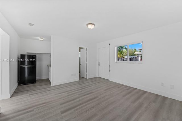 9864 SW 26th Ter, Miami, FL 33165