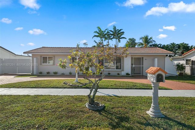 9864 SW 26th Ter, Miami, FL 33165