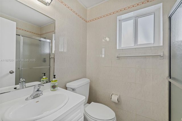 9864 SW 26th Ter, Miami, FL 33165