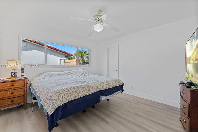 9864 SW 26th Ter, Miami, FL 33165