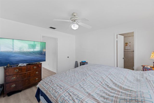 9864 SW 26th Ter, Miami, FL 33165