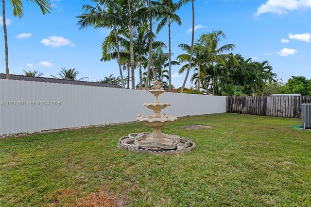 9864 SW 26th Ter, Miami, FL 33165